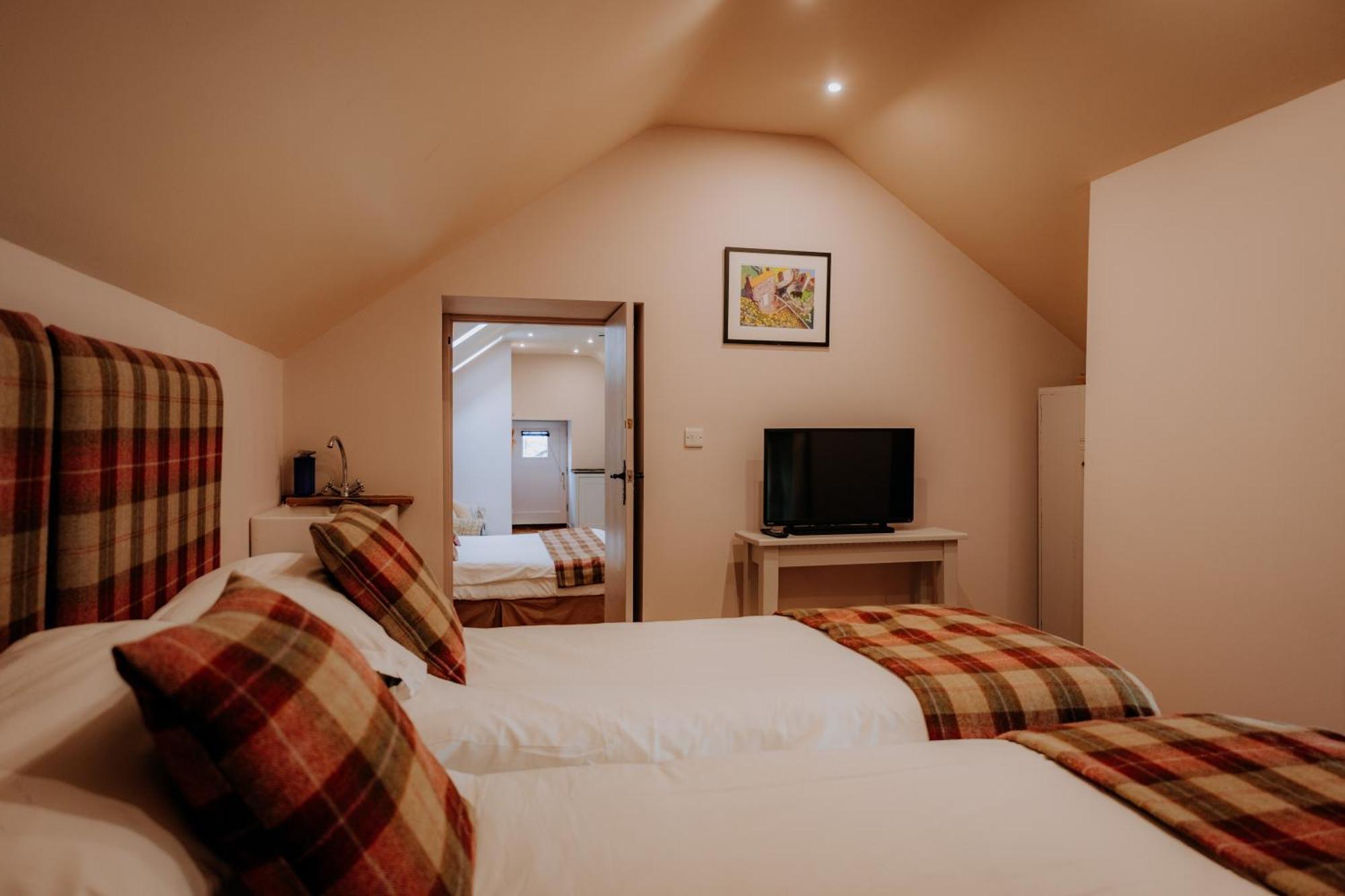 Swinton Bivouac Villa Машам Екстериор снимка